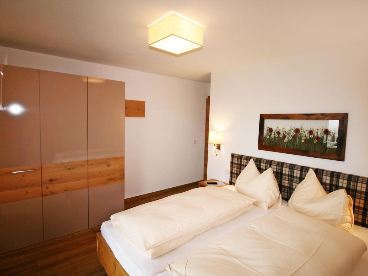 Holiday Home Happy By Interhome Eben Im Pongau Esterno foto